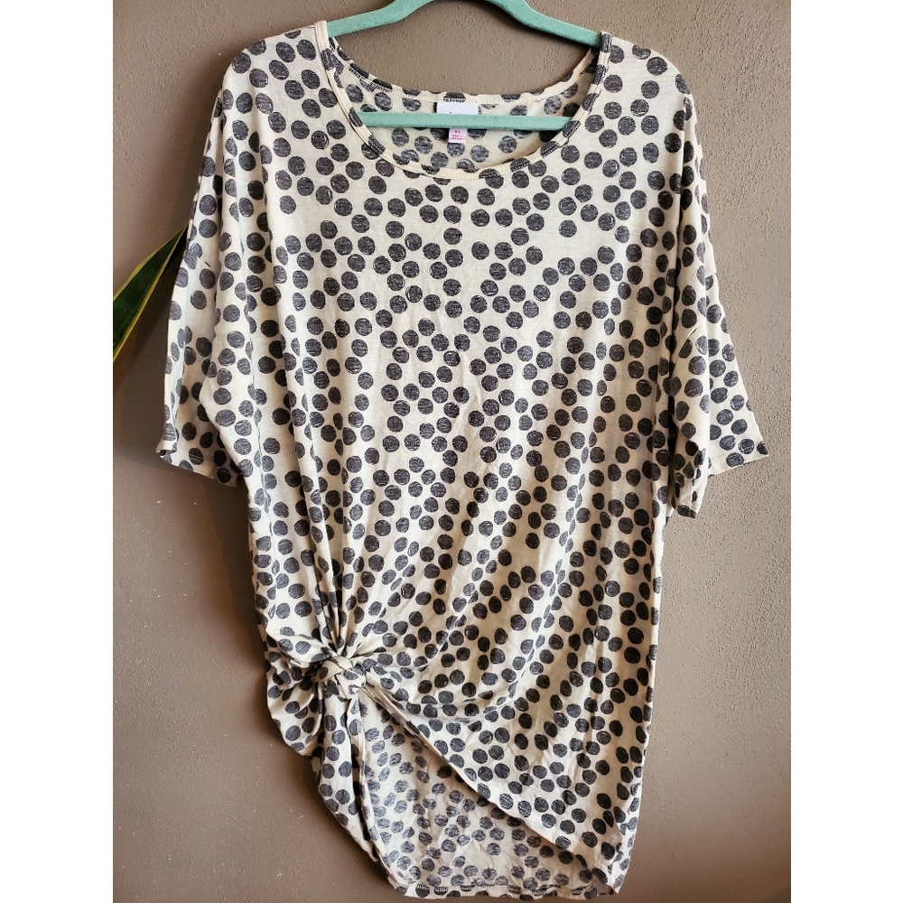 Lularoe White and Grey Polkadot Irma